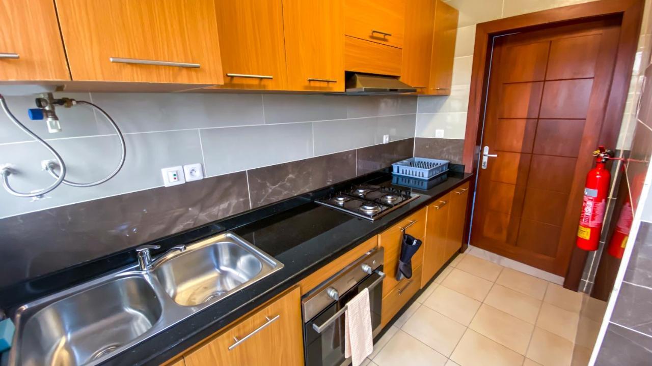 Loumia Premium Bonapriso Apartment Дуала Екстериор снимка
